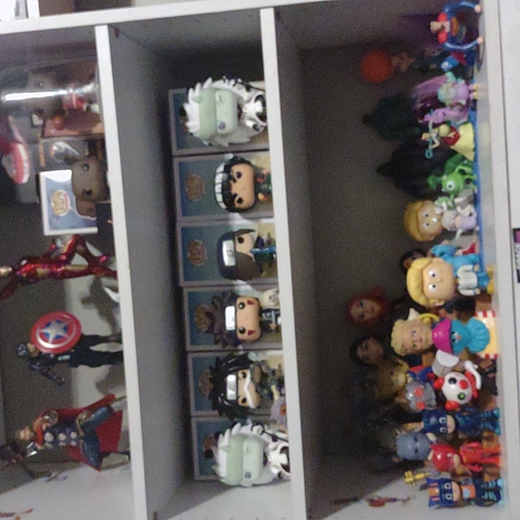 Funko pops - Picture 9 of 12